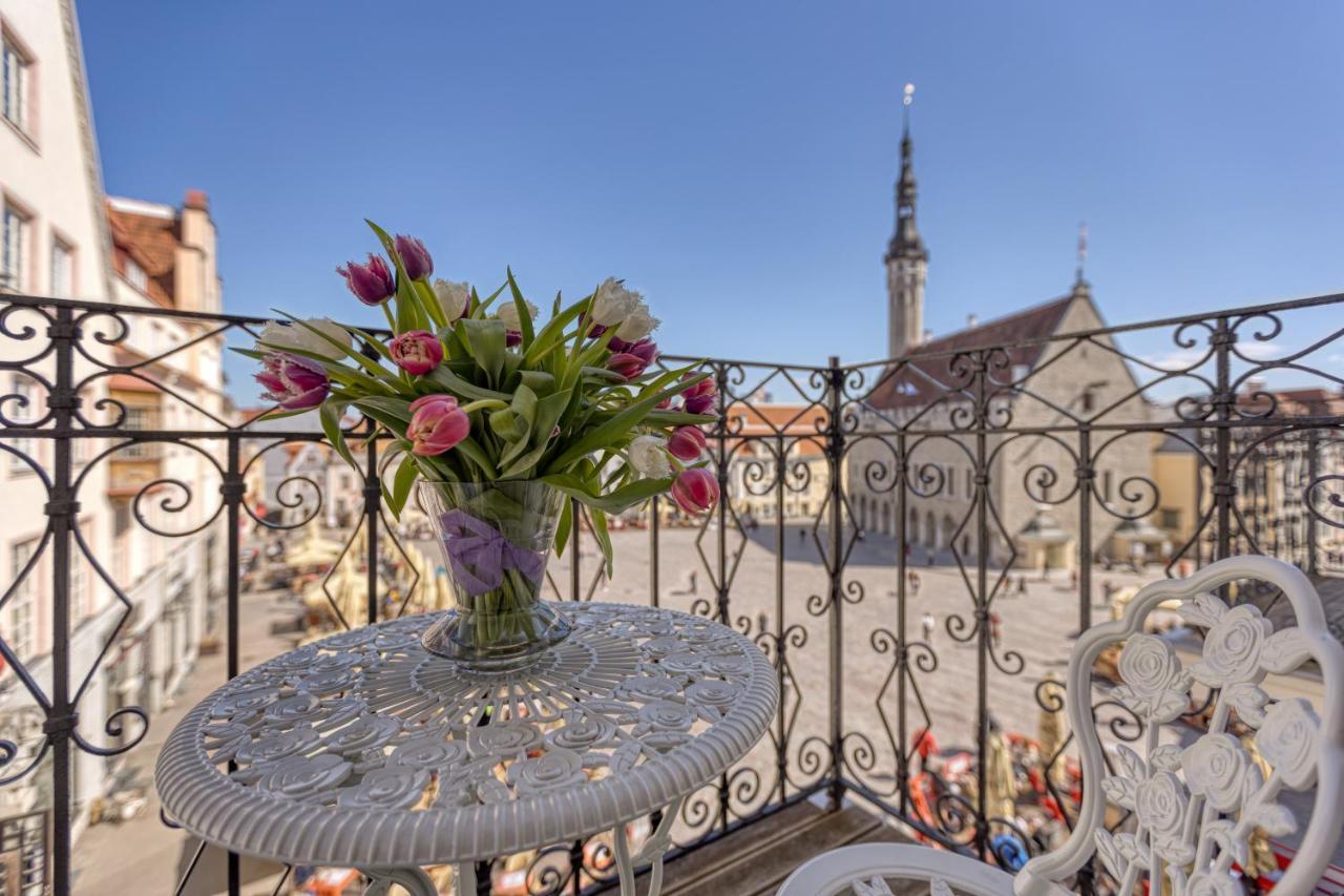 Historic Residence Apartments At Old Town Tallinn Extérieur photo