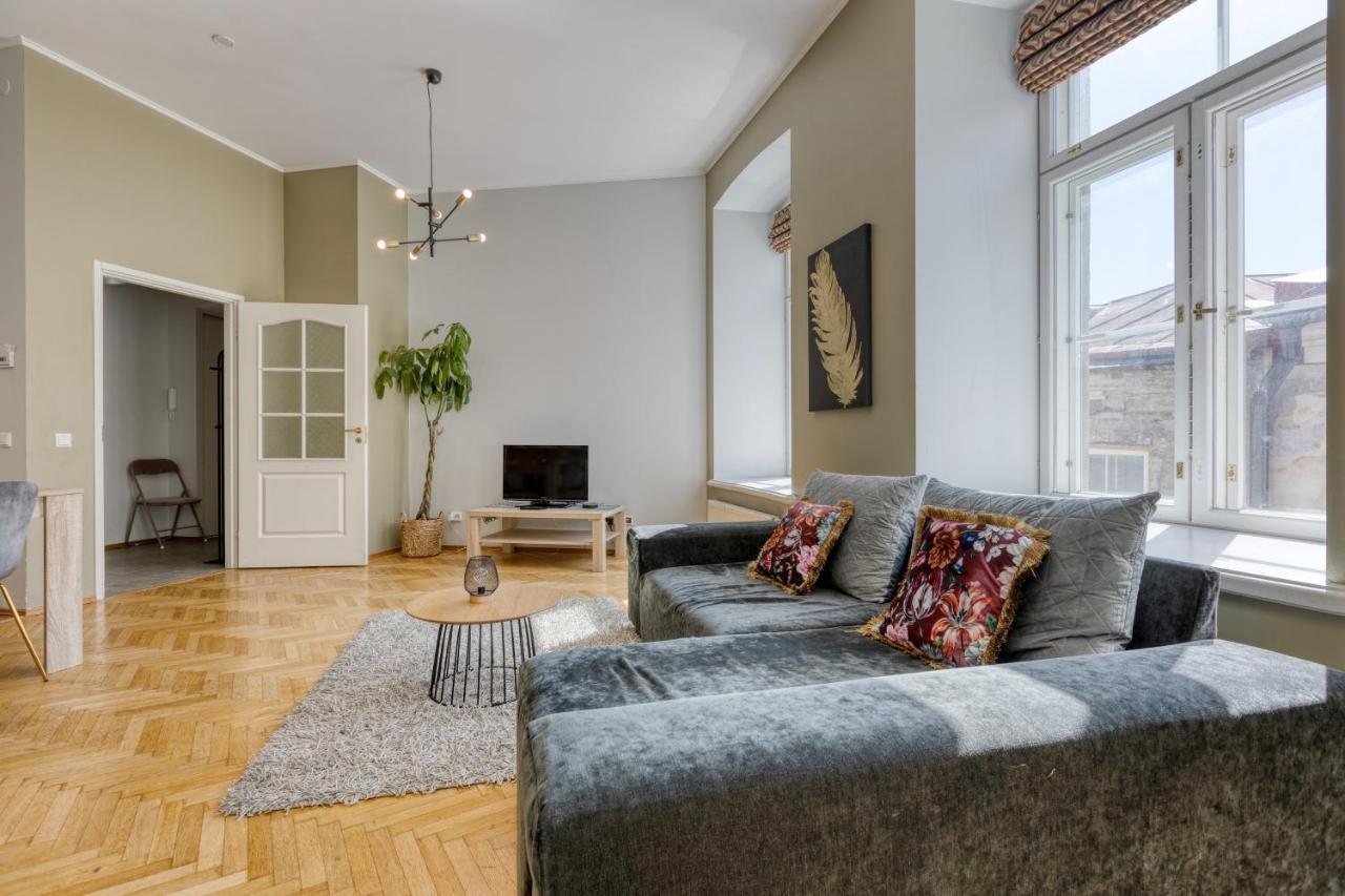 Historic Residence Apartments At Old Town Tallinn Extérieur photo