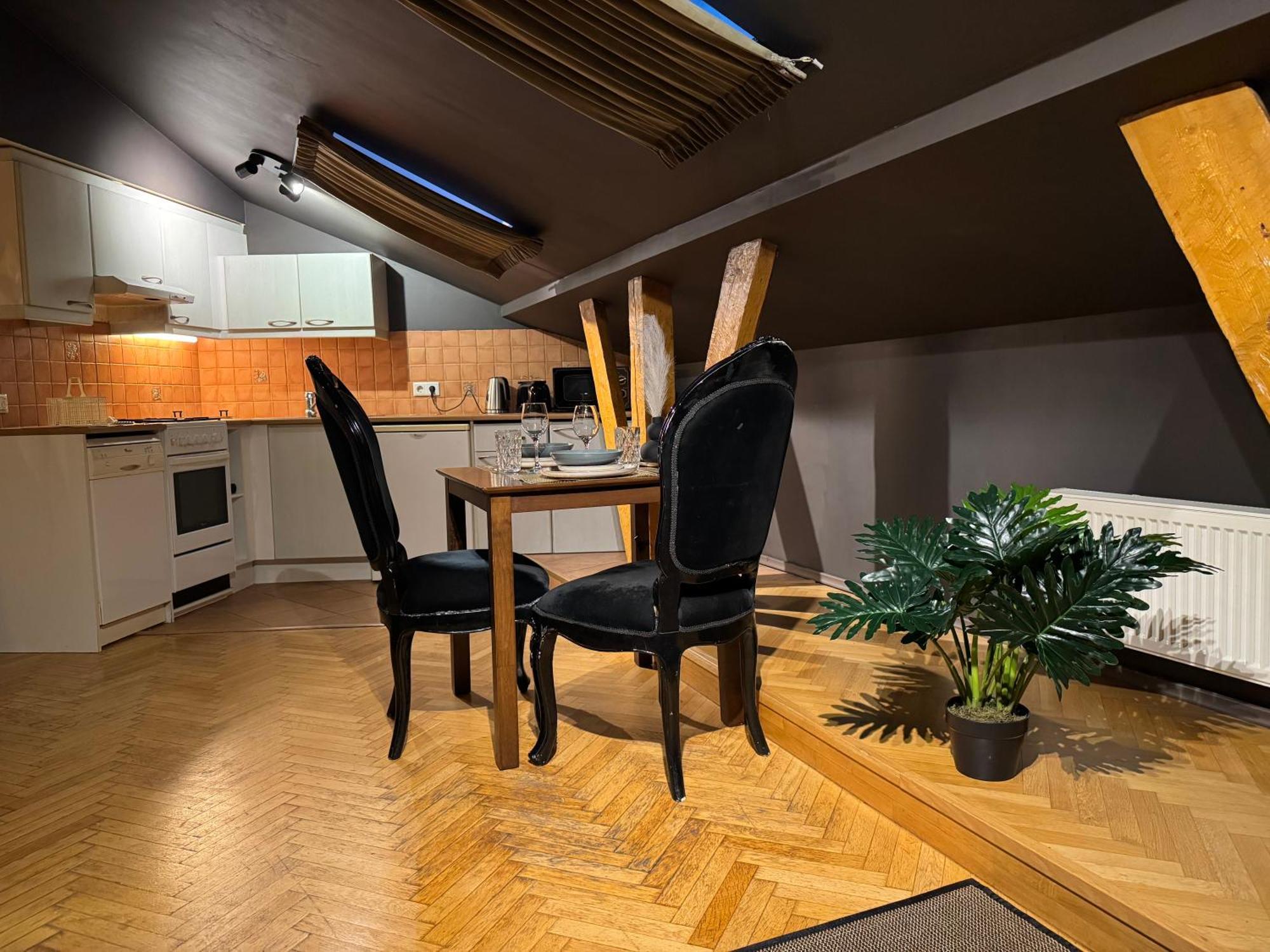 Historic Residence Apartments At Old Town Tallinn Extérieur photo